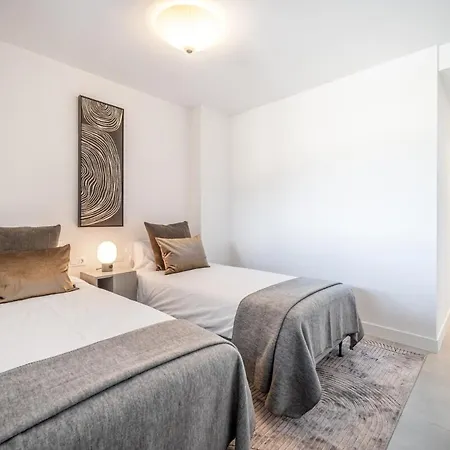 Luxury Oasis Escape Apartment Estepona