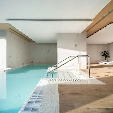 Luxury Oasis Escape Apartment