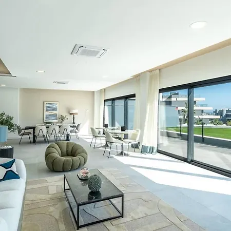 شقة Luxury Oasis Escape