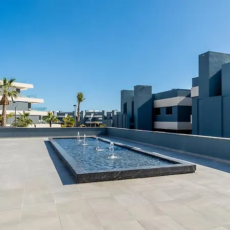 Luxury Oasis Escape شقة *